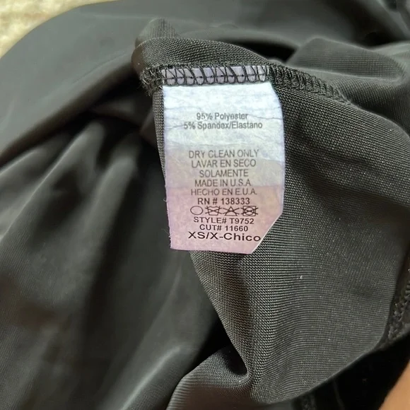 Fashion Nova Festive Off The Shoulder Velvety Top Size XS Black Ruffle Trim - Picture 8 of 8